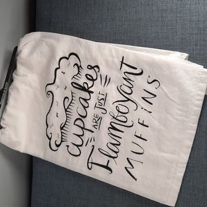Cupcakes Are Just Flamboyant Muffins Kitchen Cotton Dish Hand Towel NWT